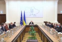 Кабмин упростил предоставление жилья переселенцам и отменил привязку к учету