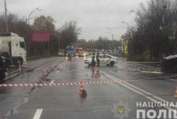 Смертельное ДТП под Киевом: женщину оставили умирать на дороге