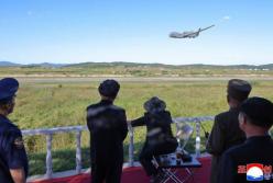 Розміром з пасажирський літак: Північна Корея випробувала нові ударні БпЛА "Кумсон" (фото)