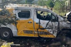 Росіяни вдарили авіабомбою по селищу Ярова на Донеччині, вже 24 загиблих: чутливе відео