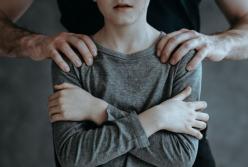 Профильный комитет рекомендовал Раде создать реестр педофилов