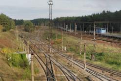 Другий удар за два дні? У Києві балістика прилетіла на залізницю на Дарниці і вбила бригадира