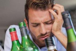 Ученые рассказали, как работает мозг во время похмелья