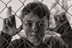 Росія створила щонайменше 165 військових таборів з  мілітаризації викрадених українських дітей (фото)