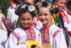 Россияне готовятся использовать украинских детей на оккупированной территории для парада 9 мая