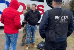 На Закарпатье 23-летний парень пытался продать девушек в секс-рабство в Словакию