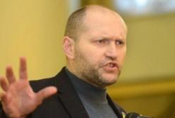 Распылил в лицо слезоточивый газ: в Киеве совершено нападение на нардепа