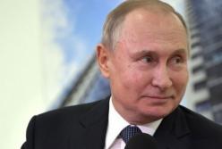 Звездные войны по-русски: в сети яркими фотожабами высмеяли военный приказ Путина