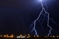 Ученые зафиксировали самую длинную молнию в мире