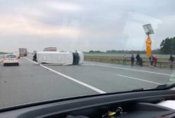 Два украинских автобуса перевернулись в Польше 