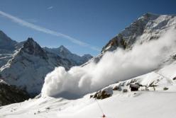 В австрийских Альпах две лавины унесли жизни шести человек