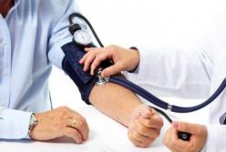 Медики назвали продукты, которые могут резко повышать давление