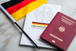 У Німеччині влада скасовує експрес-громадянство та обмежує возз'єднання сімей