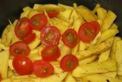 Врачи объяснили, почему нельзя есть одновременно помидоры и картофель 