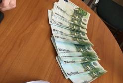 На Ровенщине крупными партиями сбывали фальшивые евро 
