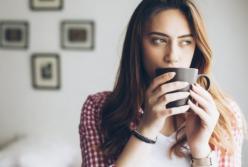 Выпадают волосы и стареет кожа: врачи назвали вред от чая для похудения