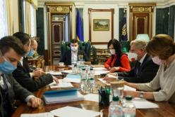 Власти представили программы помощи малому бизнесу