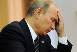 В Сети высмеяли Путина в окружении спецназа (фото)