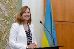 В Украину прибыла временная поверенная в делах США в Украине