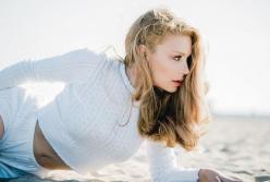 Тина Кароль в коротких шортиках взбудоражила поклонников (фото)