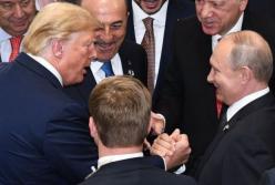 В Сети высмеяли фото Путина и Трампа