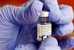 Японские ученые рассчитали эффективность COVID-вакцины Pfizer