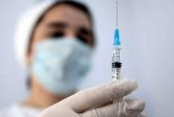 Врач рассказал, что не стоит есть перед вакцинацией