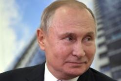 Путин на мотоцикле приехал в Крым (фото)