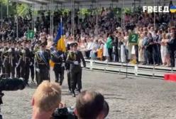 Українські військові вперше очолили парад у Брюсселі на Національний день Бельгії