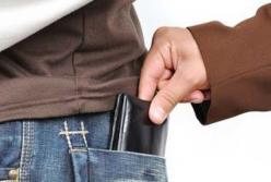 В Киеве полиция задержала 75-летнего карманника