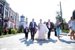 Анастасия Приходько показала фото с венчания