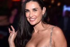 Деми Мур показала архивный снимок без белья