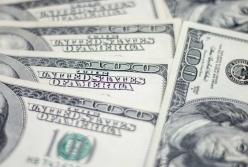 Курс валют: Нацбанк впервые за две недели укрепил гривну