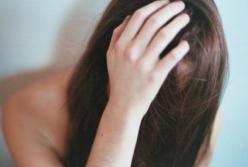 В Славянске изнасиловали 18-летнюю девушку 