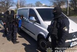 В Одессе задержали участников ОПГ, похитивших миллион долларов (фото)