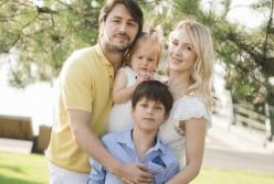 Красавица-жена и двое детей: Сергей Притула показал свою семью