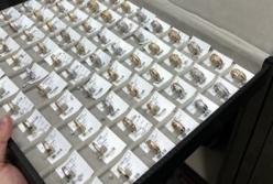 СБУ предотвратила контрабанду ювелирных изделий из Крыма