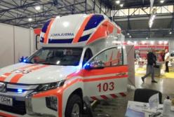 В Украине презентовали новейшую модель кареты скорой помощи с аппаратом ИВЛ (видео)