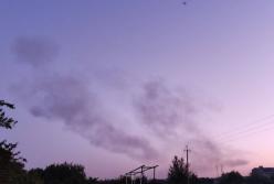 По Днепру ударили сразу три вражеских ракеты, спасатели разбирают завалы и ищут людей (видео)