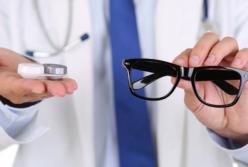 Очки или линзы: что лучше для здоровья