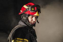 Дрони РФ атакували Дніпропетровщину: пошкоджені підприємства, виникла пожежа 