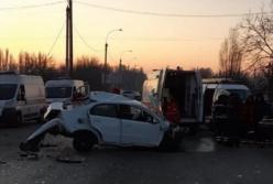 Под Днепром произошло масштабное ДТП: много пострадавших (фото)