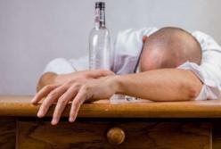 Медики объяснили, какие люди пьянеют быстрее