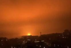 "Горить! Підірвали!": у Туапсе морські дрони влучили у військовий корабель (відео)