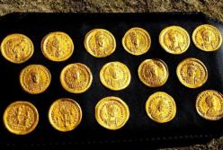 Археологи нашли 1500-летний клад из золотых монет 