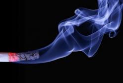 Медики назвали причину рака легких у некурящих