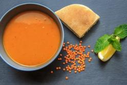 Диетолог назвала "идеальный" для здоровья суп