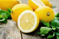 Медики рассказали, чем полезны лимоны