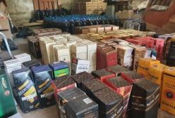 На Киевщине накрыли подпольный цех по изготовлению рома и виски (фото)