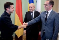 Зеленского раскритиковали за неопрятный внешний вид (фото)